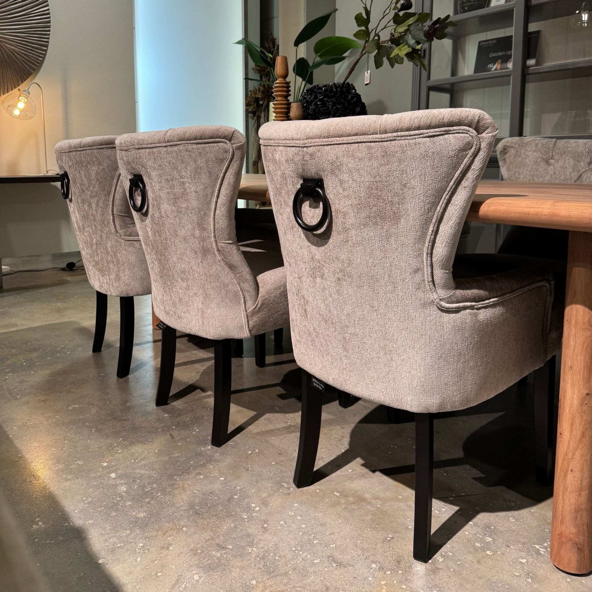 Zo kies je de perfecte stoel: tips voor comfort en stijl in je interieur